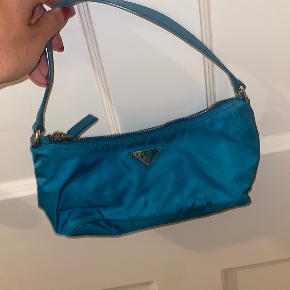 Prada wristlet clutch - Picture 1 of 6